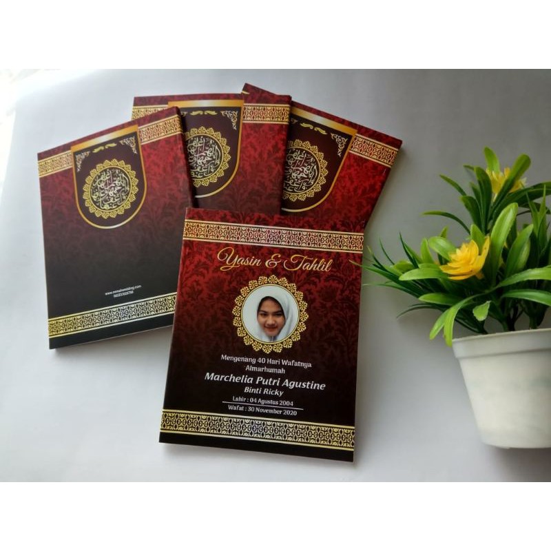 Buku Yasin tahlil/ souvernir mengenang wafat 100hari