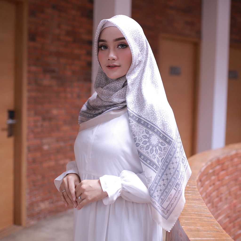 HIJAB PRINT ZAHIRA SCARF "ZAHIRA"