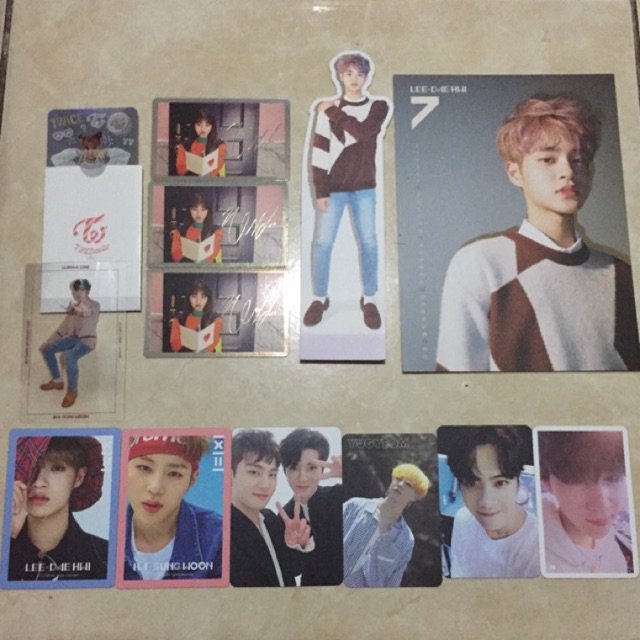 [PHOTOCARD+POSTER] PHOTOCARDS FROM OFFICIAL ALBUM WANNA ONE, NUEST, GOT7, TWICE.