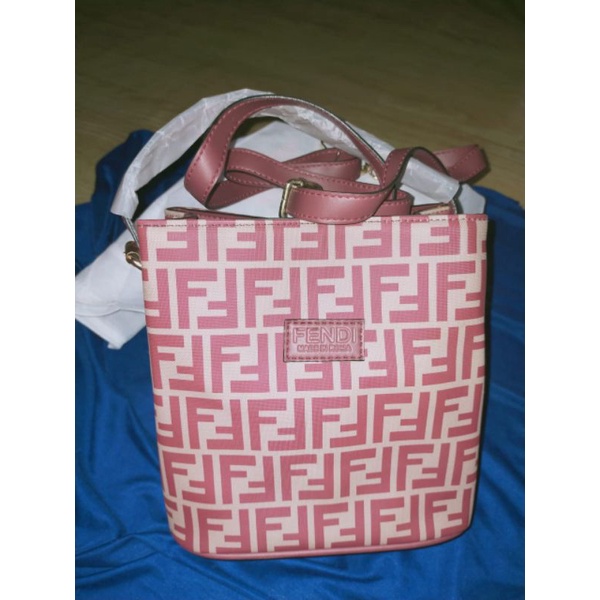TAS FENDI ROMA BTW FF EDITION SLINGBAG