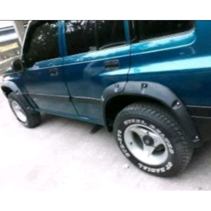 Over fender vitara escudo