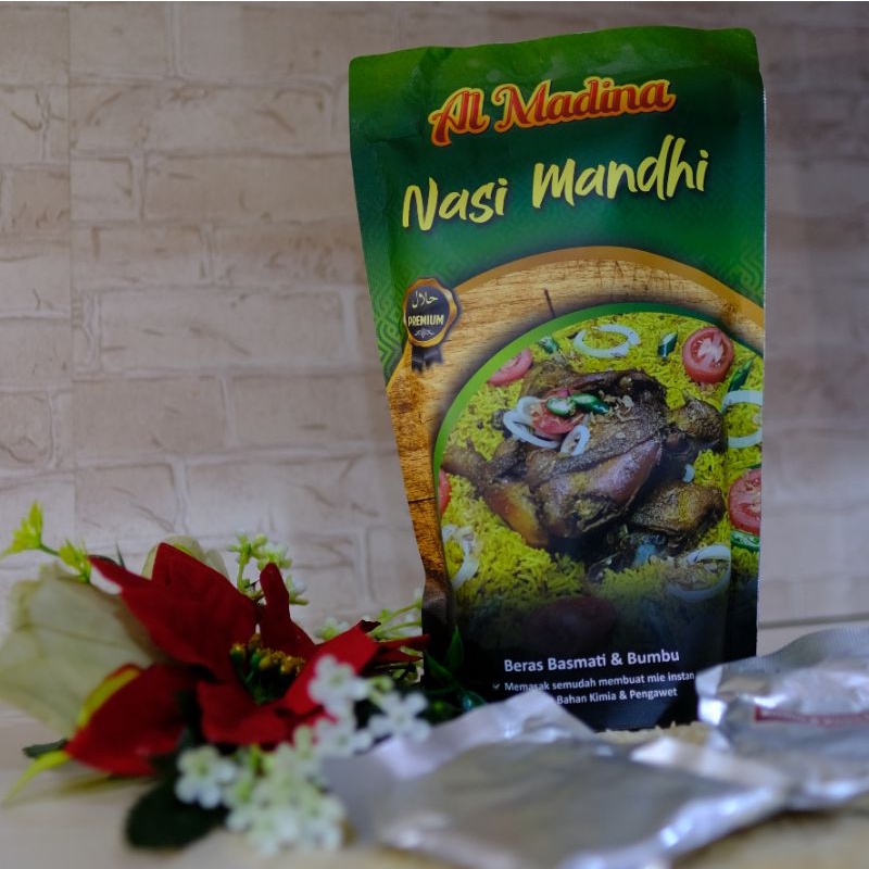 

BERAS BASMATI DAN BUMBU NASI MANDHI