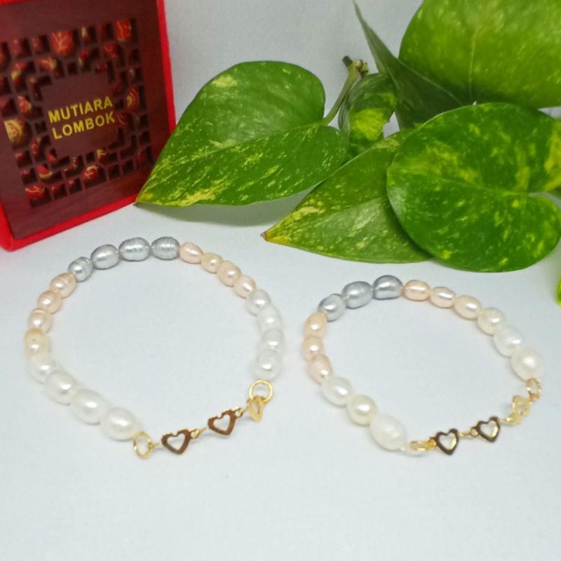 Gelang Couple Ibu dan Anak Rhodium Mutiara Tawar (Huruf: A, D, E, M, N)