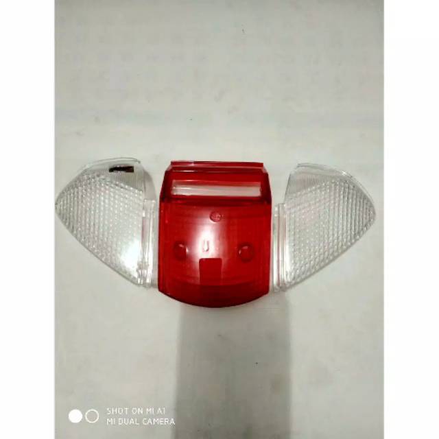 Mika kaca lampu stop sen belakang Shogun R 110 New merah