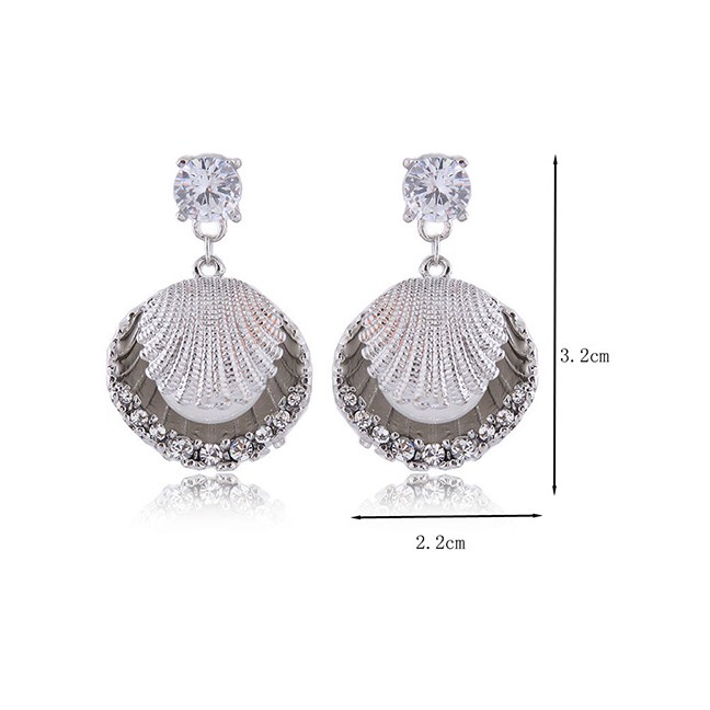 LRC Anting Tusuk Fashion Silver 925 Silver Shell Pearl Earrings A58175