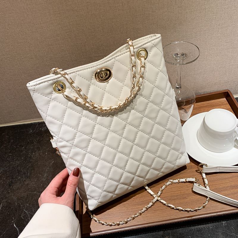 LX700668 Tas SELEMPANG Wanita Lipat Talpan Rantai terbaru 1kg bisa 3 tas supplier tas import JTF0668