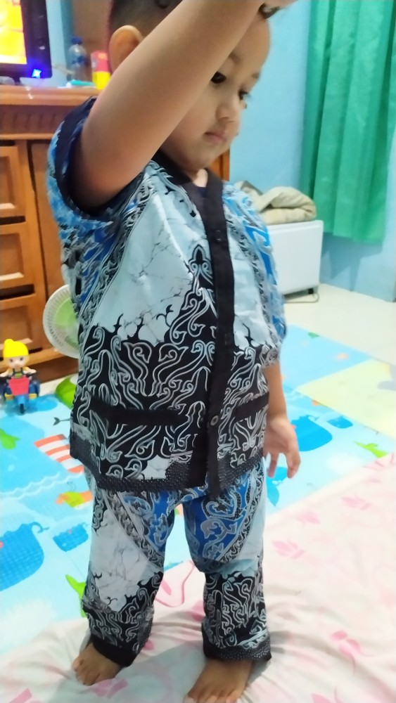 Piyama Batik Anak Setelan Batik Anak Bahan Adem Cowok Cewek Usia 1-5 Tahun.