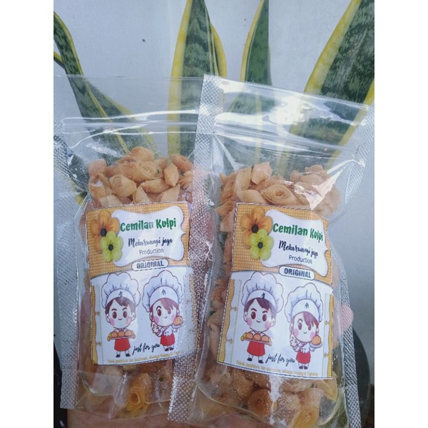 

Kulpi pedas & original renyah enak