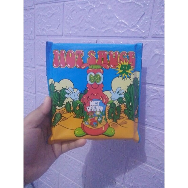 NCT DREAM HOT SAUCE SEALED