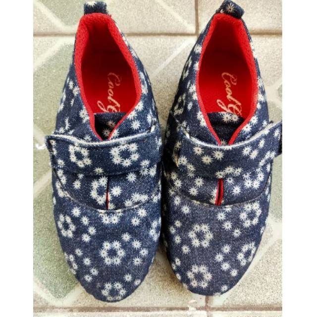 Sepatu Anak Perempuan merk Cool Girl (Second)