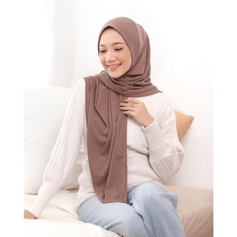 DEFECT SALE KAYLA INSTAN KNIT  by Raina Signature