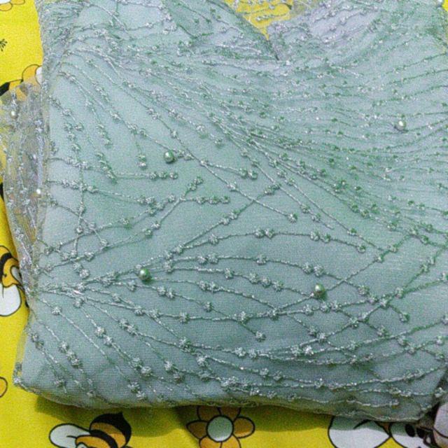 Zola_batik Batik Couple Kebaya Brokat Susun Pinguin Motif Tile Annabel Pinguin