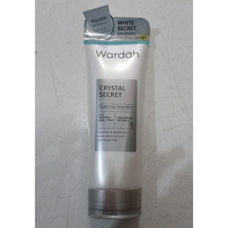 wardah facial wash