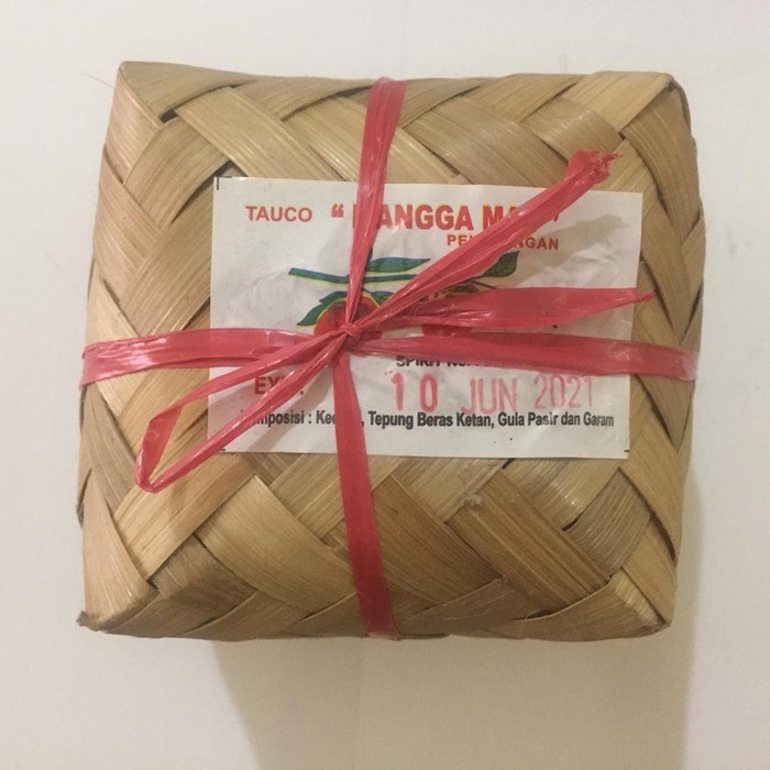 

NEW Tauco Mangga Mas Pekalongan 1/2kg (memakai besek)