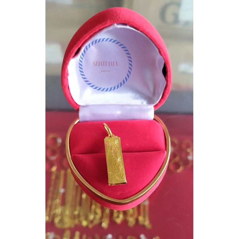 Liontin emas asli segi 4 ukiran daun 24 karat