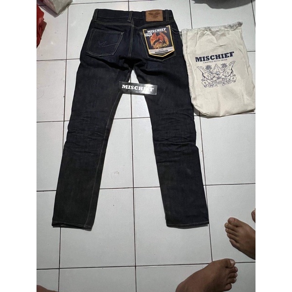 DENIM MISCHIEF DARK VERMILION 16oz