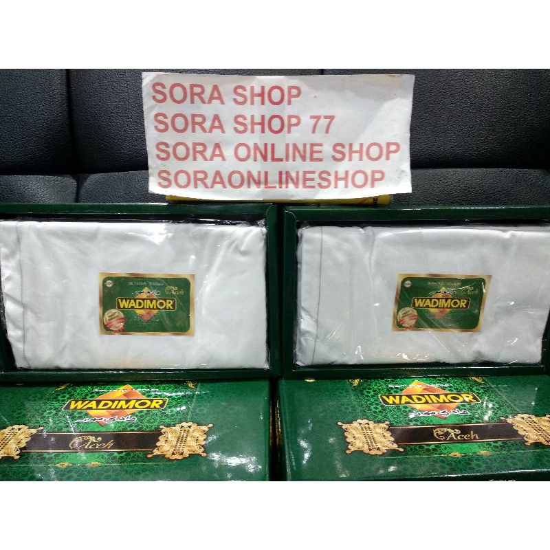 Kain Sarung Wadimor Aceh Putih