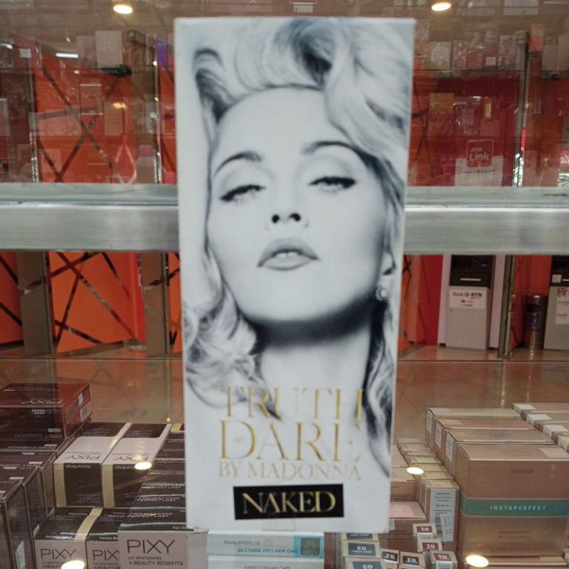 MADONNA TRUTH OR DARE NAKED