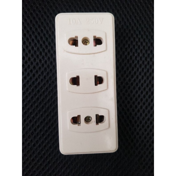 Terminal Listrik Dexta 3 lubang