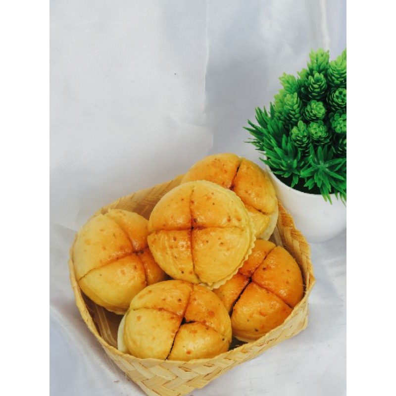

KOREAN GARLIC BREAD