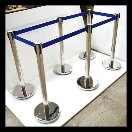 

Stok Ready Tiang Pembatas Antrian Biru Per Unit - Hitam