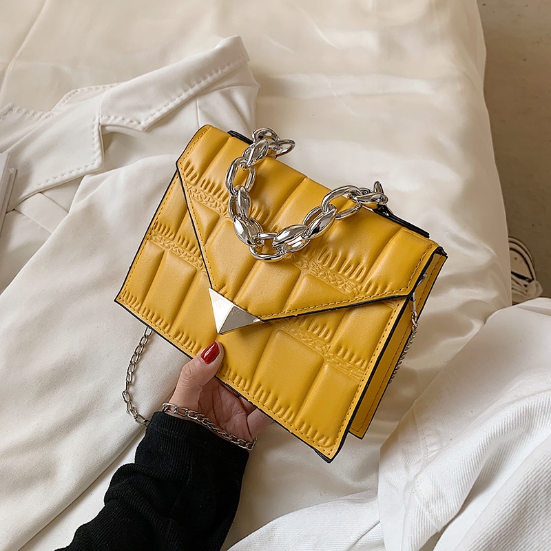 Asin829-Tas Selempang Fashion Impor Rantai T124