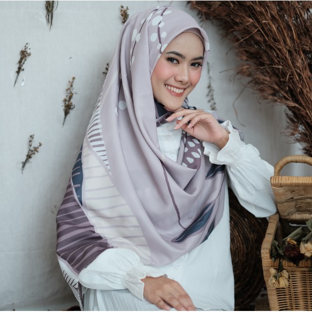 KERUDUNG SEGI EMPAT PRINTING MOTIF JILBAB SEGIEMPAT HIJAB SEGIEMPAT SCARF PARVEEN