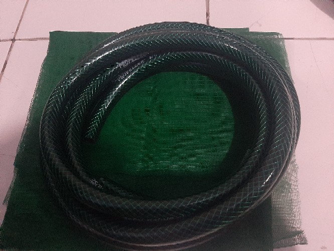 Selang Air Anti Lumut Anyaman Benang Hijau Diameter 5/8 Per Meter-propeller