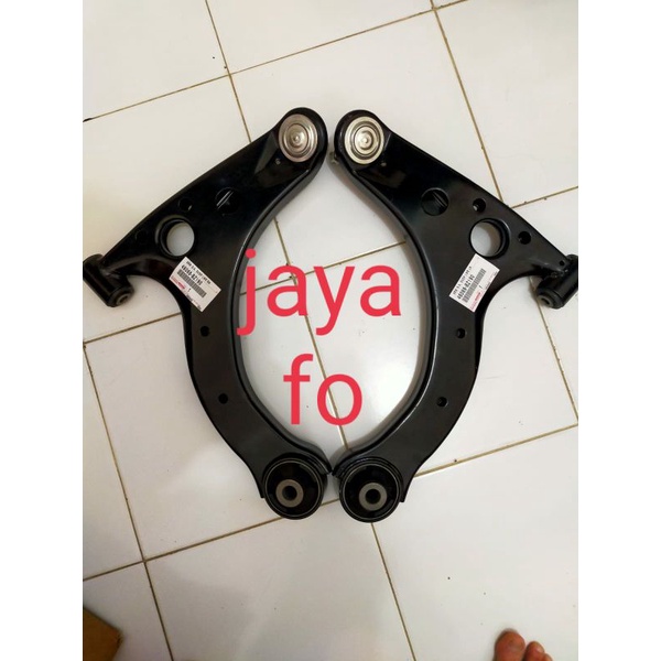 lower arm/sayap Toyota avanza Veloz thn 2012-2020 OEM
