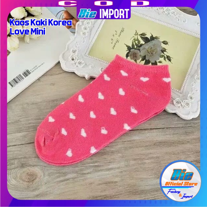 Kaos Kaki Korea Wanita Motif Love Impor Best Seller