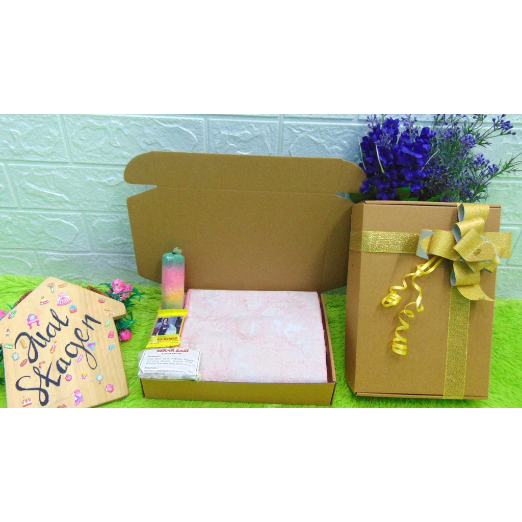 Set Paket Kado Ibu Lahiran Hampers Gift Box Special Traditional Edition Bengkung Katun Belly Binding