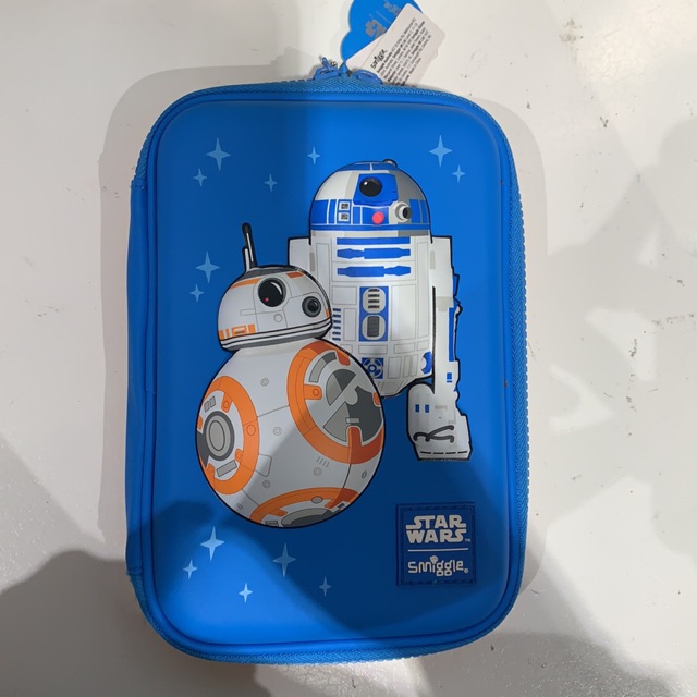 

Pensil case smiggle starwars
