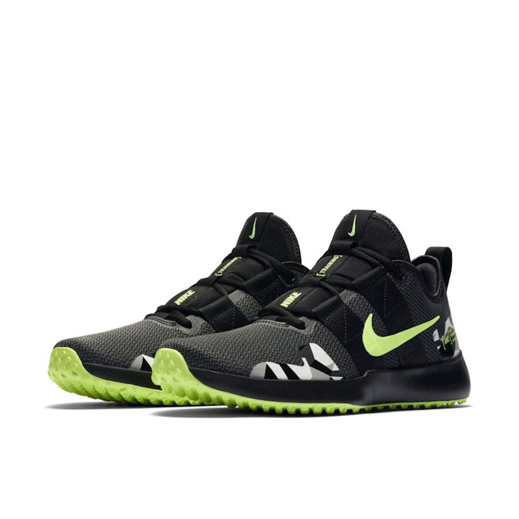 nike men's varisty compete tr 2