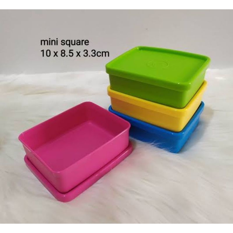 mini square away TUPPERW4RE mini square set