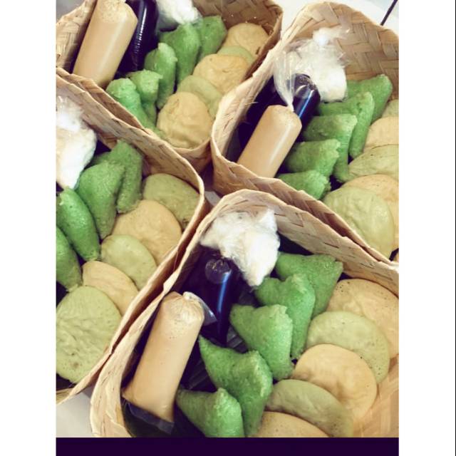 

Hantaran ,serabi besek, hampers