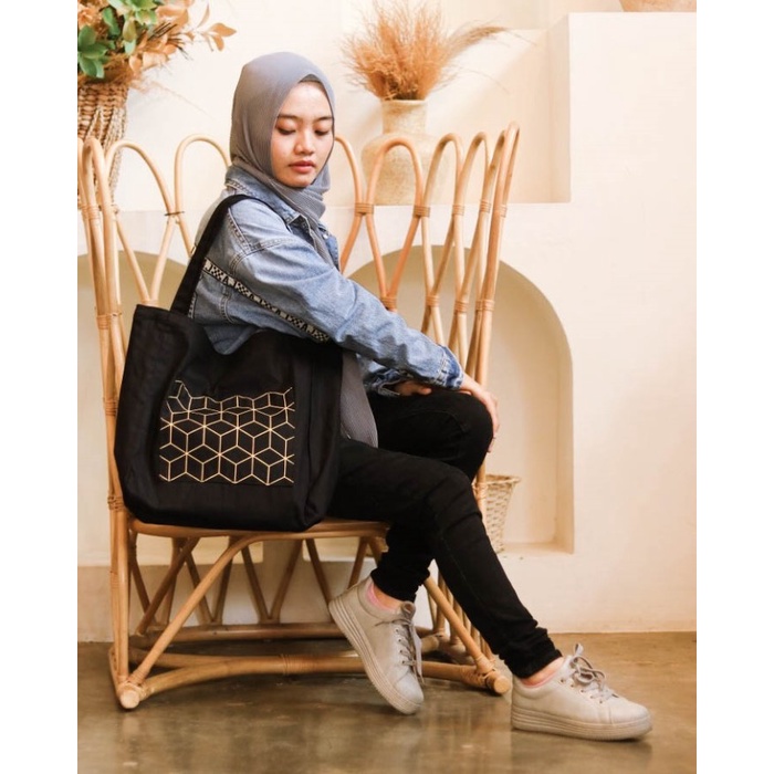Terlaris Totebag Besar Resleting Tote Bag SPNB Kanvas Nudie Komb CUBE