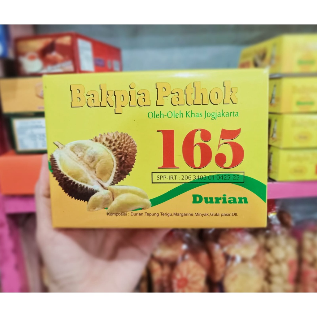 

Bakpia Pathok 165 khas Jogjakarta