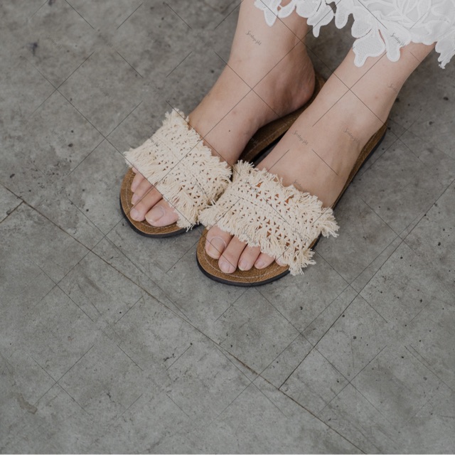 Simply bohem sendal boho sendal bulu sendal pantai sandal Simply bohem sendal boho sendal bulu sendal pantai sandal