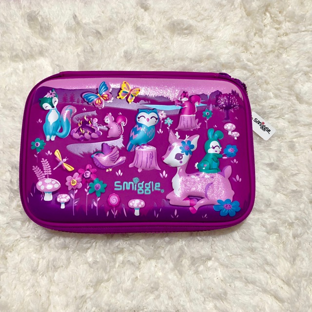 

Tempat pensil Smiggle