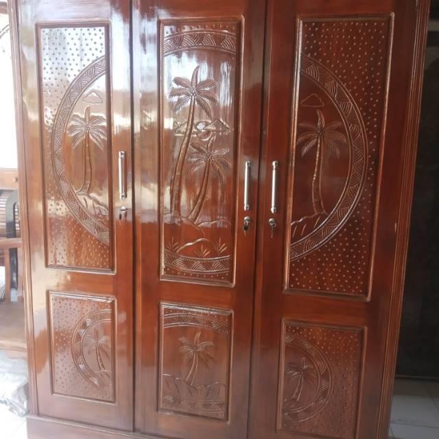 Lemari kayu Jati 3 Pintu