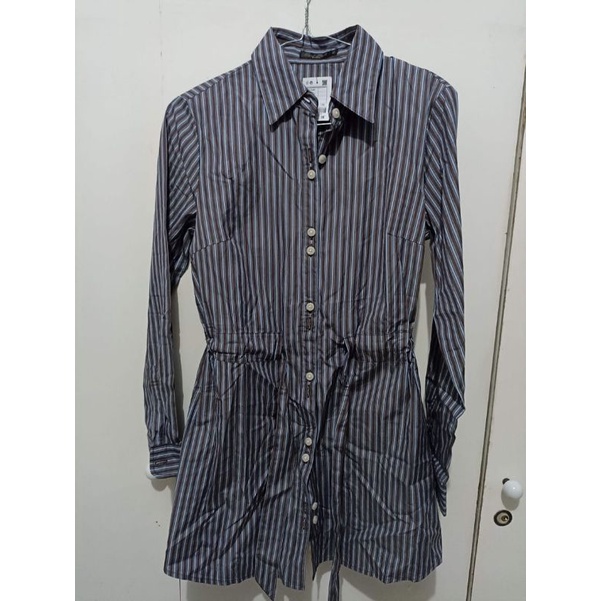 Kemeja Panjang Wanita Salur