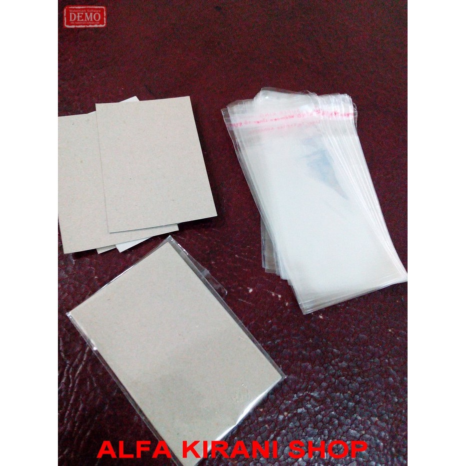 

Dijual 100 lembar (1 pack) plastik kertas brosur ukuran 10 x 21,5 cm ada lem Murah