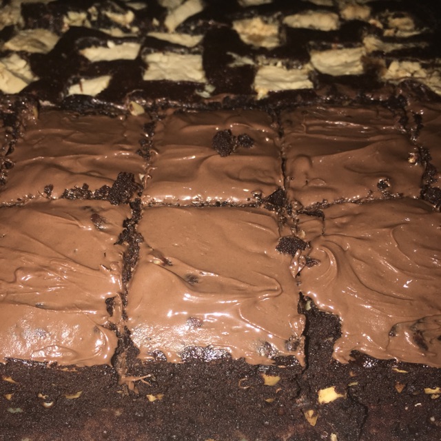 

Nutella Peanut Brownies