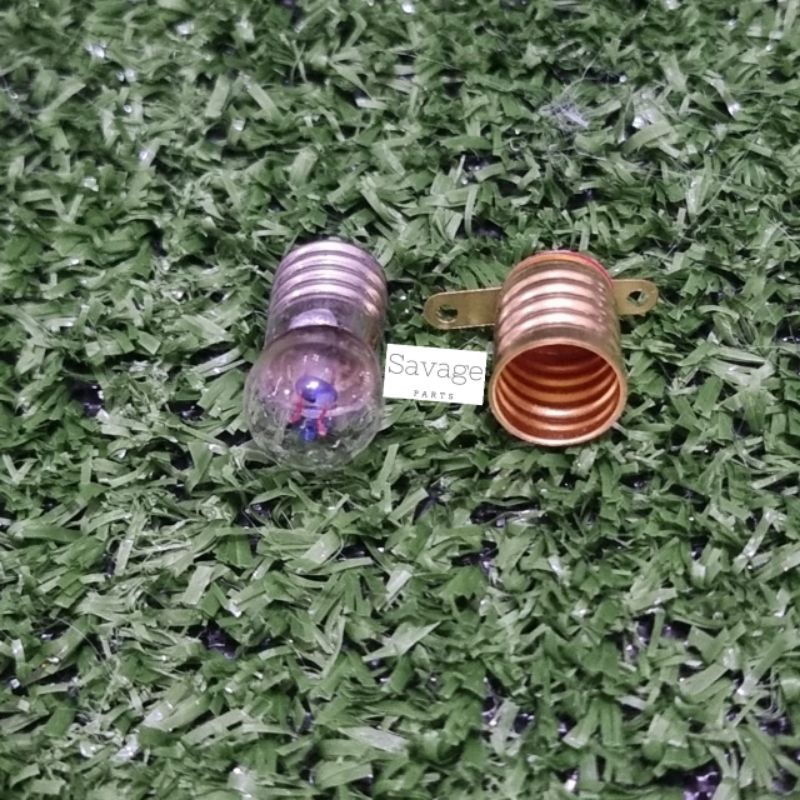 Fitting Bohlam Lampu Kecil Praktek Anak Sekolah