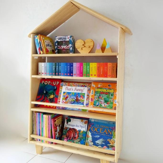 Rak Buku Anak Montessori Bentuk Rumah