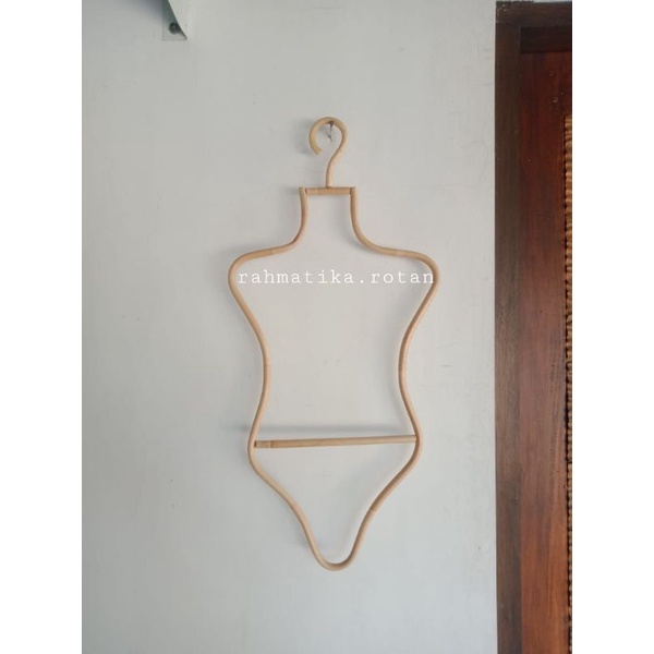 hanger rotan baju anak