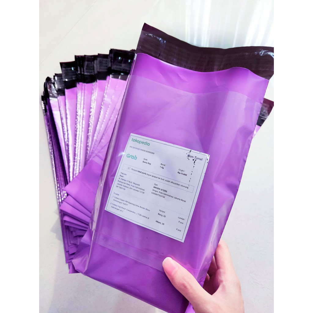 

AMPLOP PLASTIK POLYMAILER PREMIUM