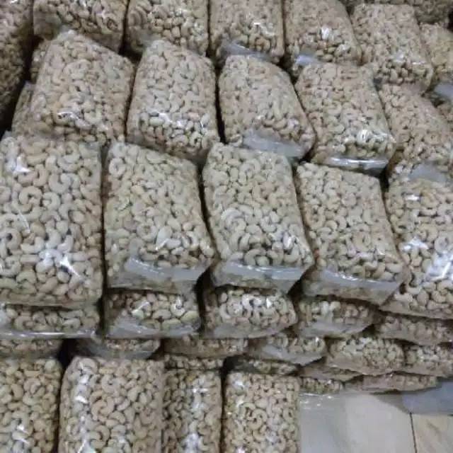 

Kacang mete mentah kering netto 1kg