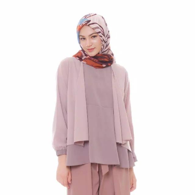 Kyoya blouse preloved