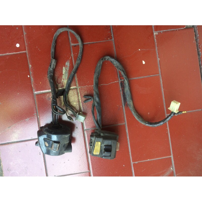 holder kanan ori copotan tiger revo